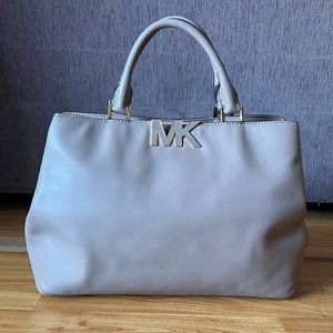 Michael Kors women bag